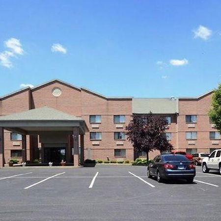 Quality Suites Chestertown Bagian luar foto