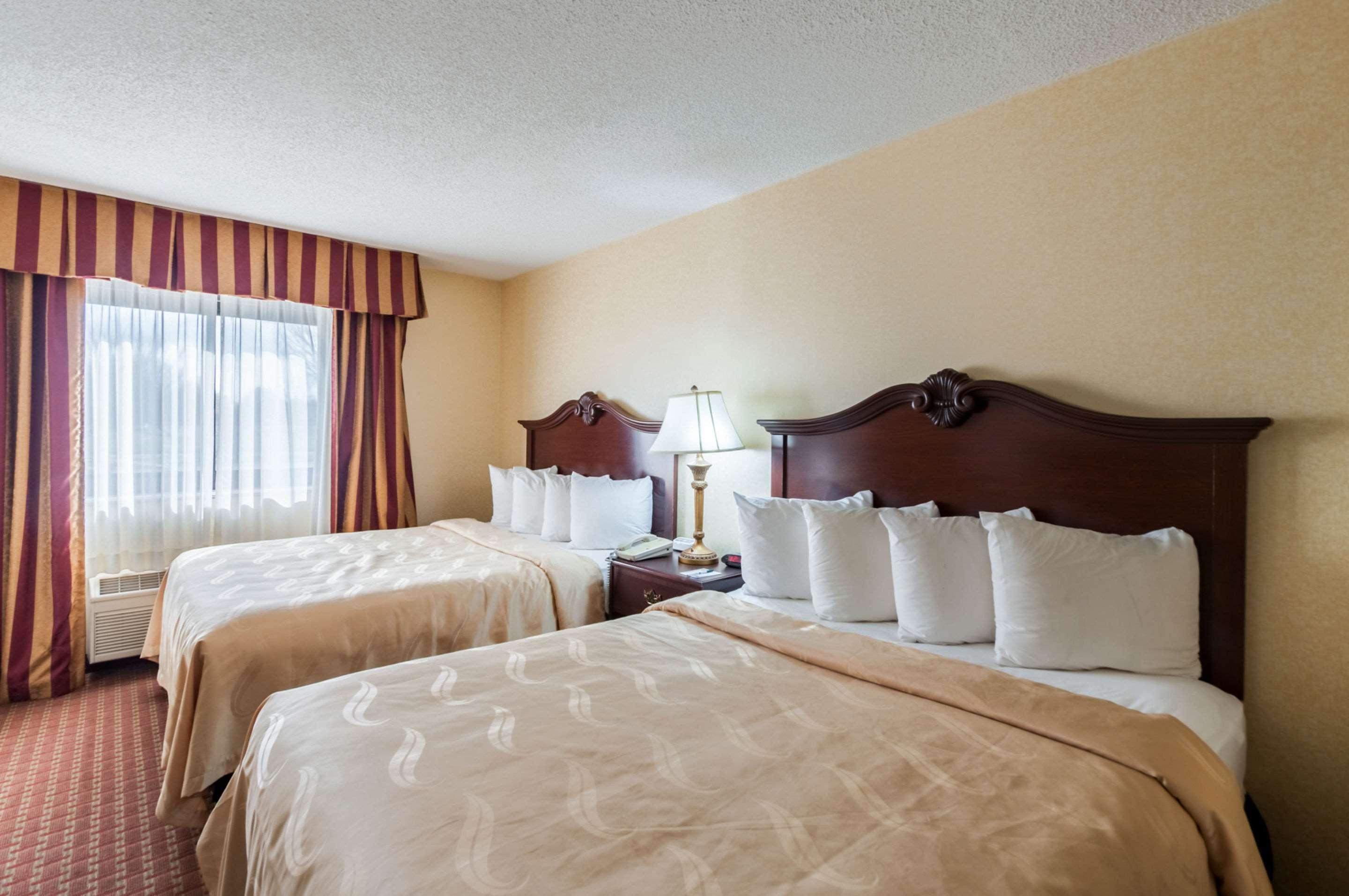 Quality Suites Chestertown Bagian luar foto