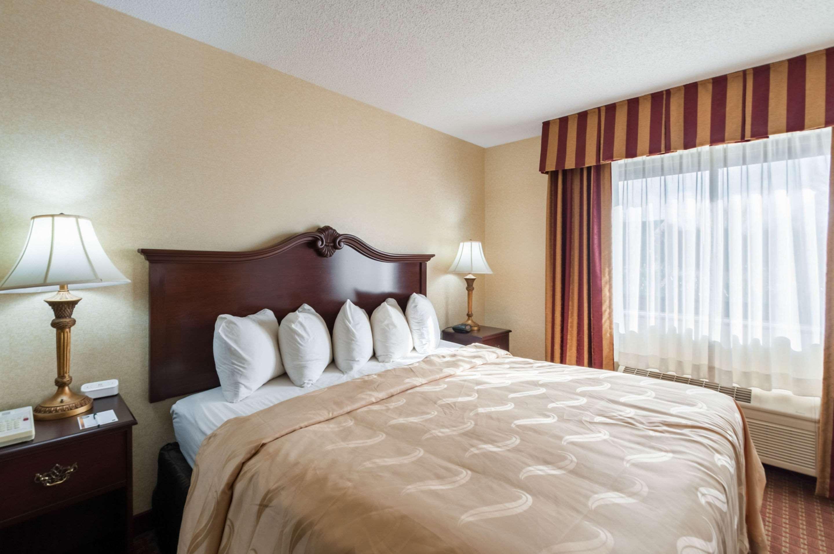 Quality Suites Chestertown Bagian luar foto
