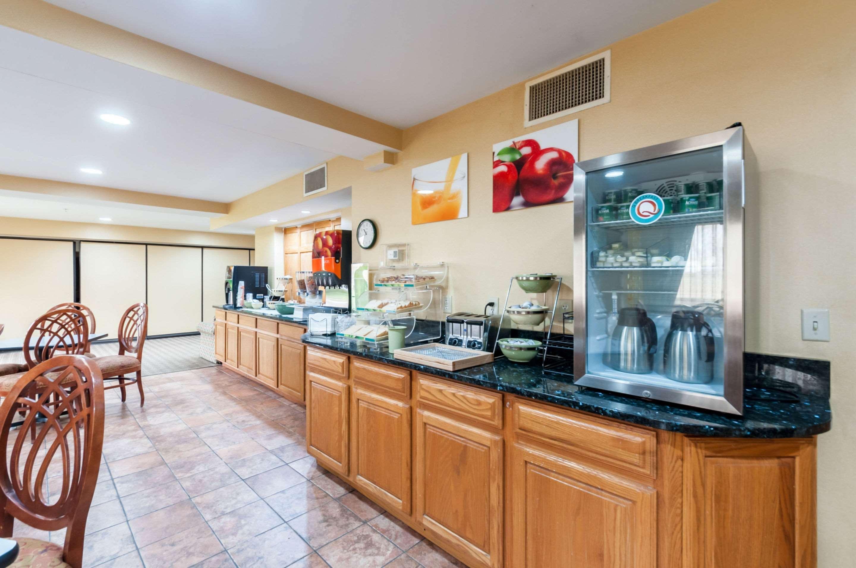 Quality Suites Chestertown Bagian luar foto