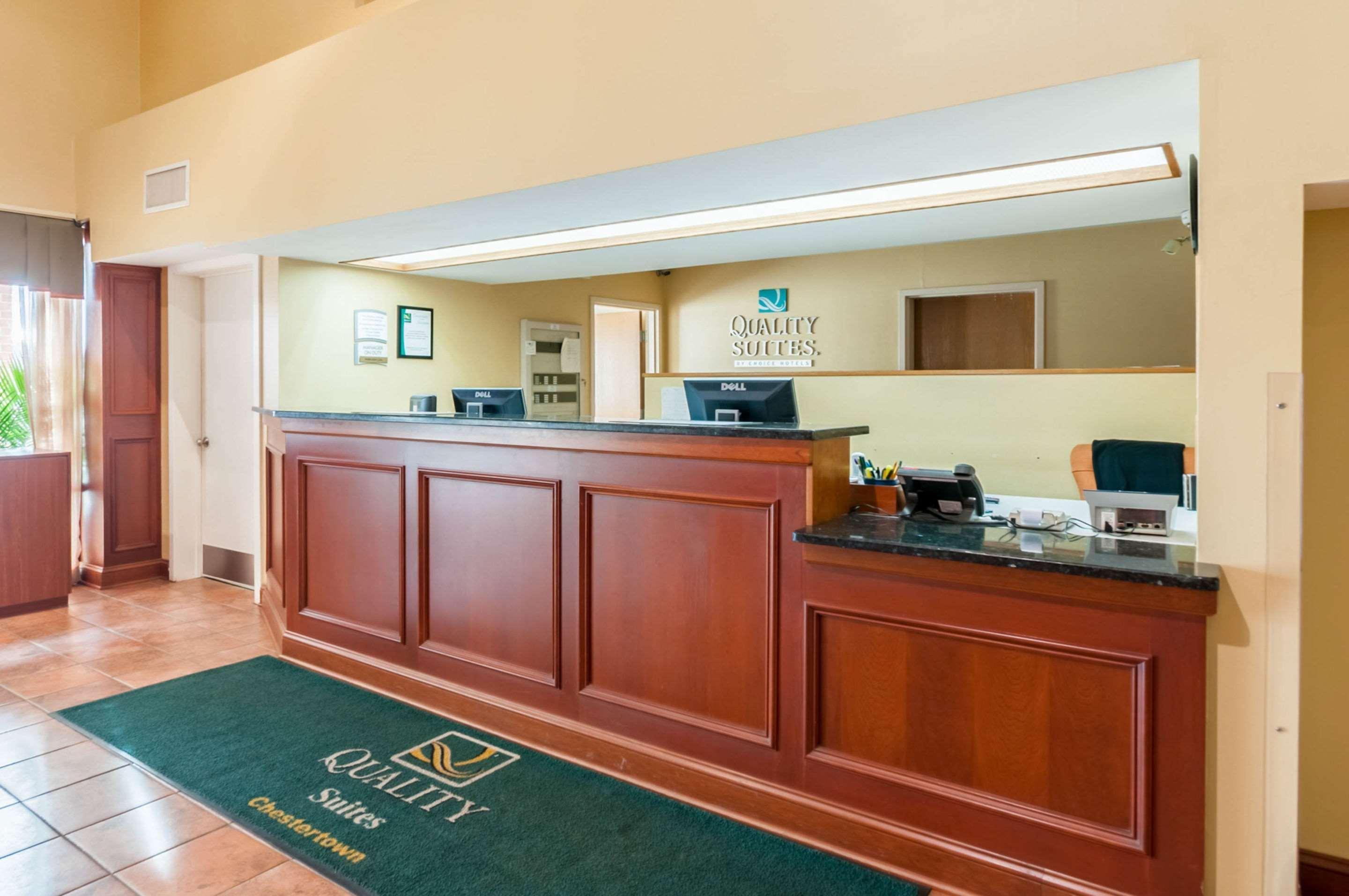 Quality Suites Chestertown Bagian luar foto
