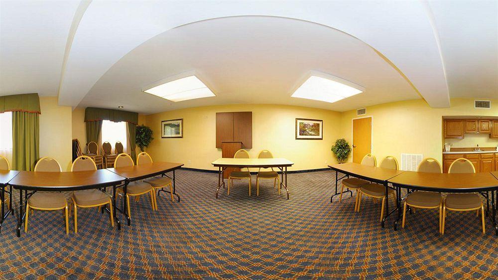 Quality Suites Chestertown Bagian luar foto